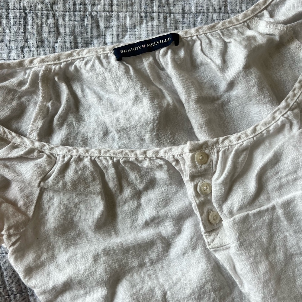 Brandy Melville White Ruffled Cap Sleeve Blouse - Picture 6 of 10